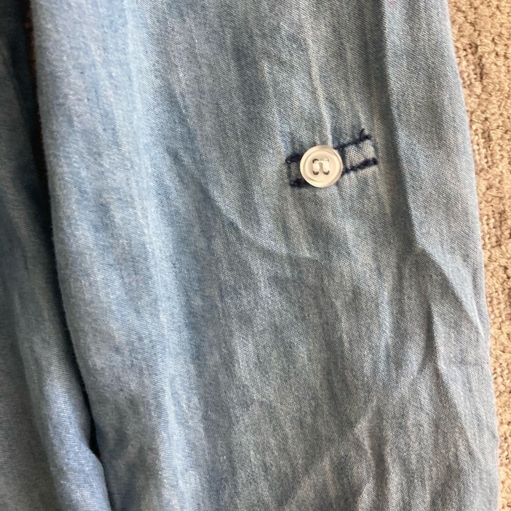 Women’s Charlotte Russe Button Down Size XS GUC - Picture 6 of 7
